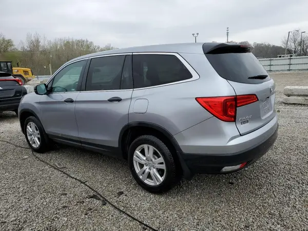 5FNYF5H14JB009668 2018 HONDA PILOT - Image 2