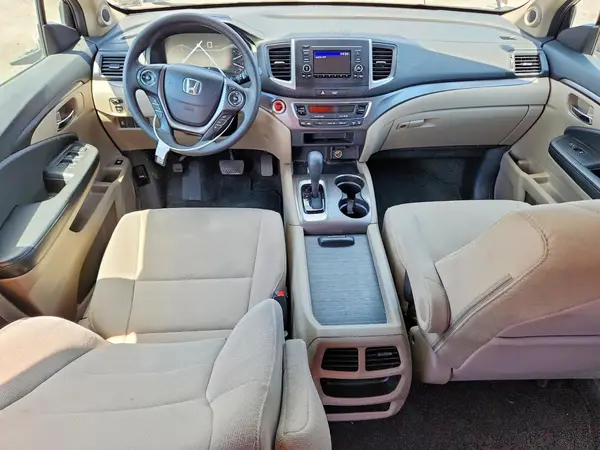 5FNYF5H15HB008488 2017 HONDA PILOT - Image 8
