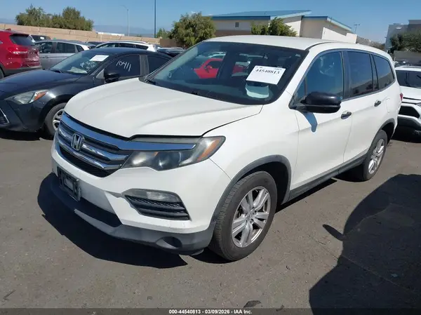 5FNYF5H15HB013075 2017 HONDA PILOT - Image 2