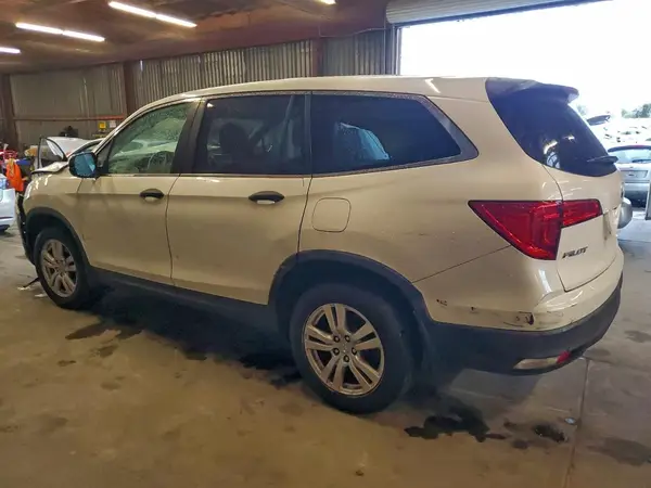 5FNYF5H16HB000920 2017 HONDA PILOT - Image 2
