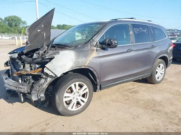 5FNYF5H17HB007939 2017 HONDA PILOT - Image 2