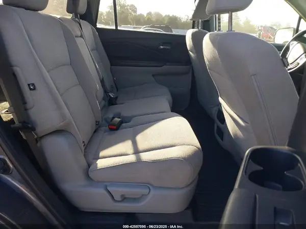 5FNYF5H17HB007939 2017 HONDA PILOT - Image 8