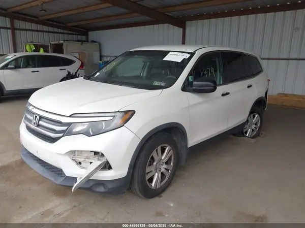 5FNYF5H17JB001922 2018 HONDA PILOT - Image 2