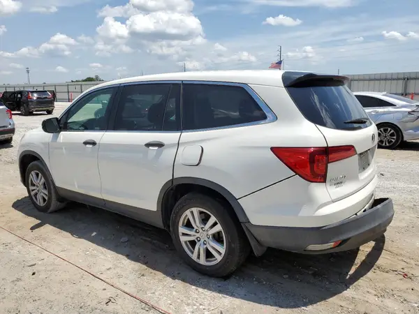 5FNYF5H17JB019207 2018 HONDA PILOT - Image 2