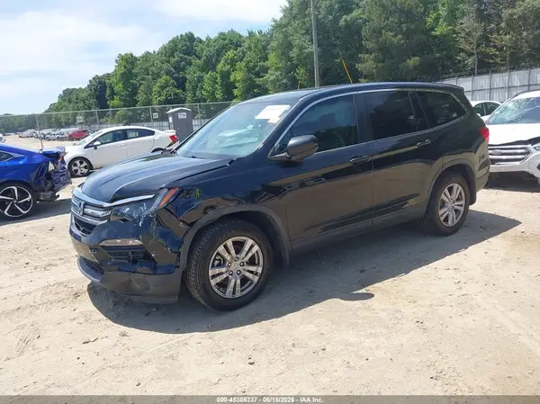 5FNYF5H17JB029526 2018 HONDA PILOT - Image 2