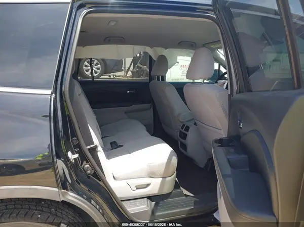 5FNYF5H17JB029526 2018 HONDA PILOT - Image 8