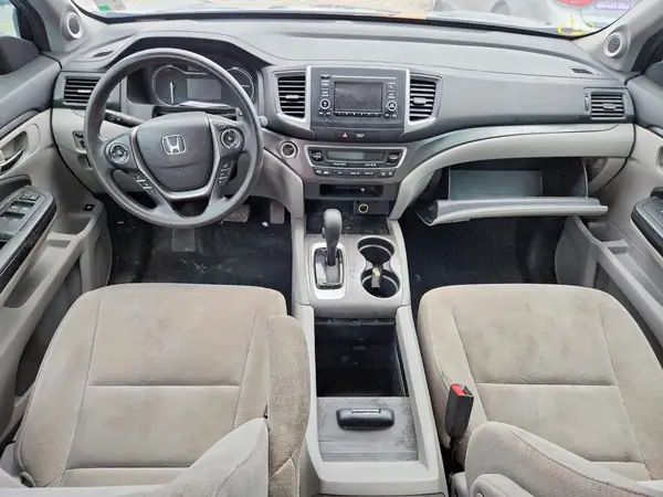 5FNYF5H18HB003821 2017 HONDA PILOT - Image 8