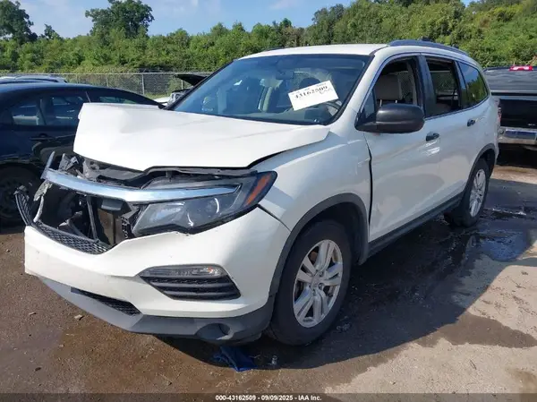 5FNYF5H18HB044448 2017 HONDA PILOT - Image 2