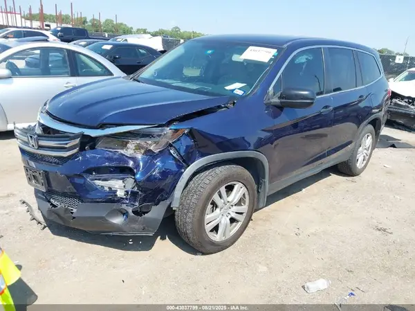 5FNYF5H18JB026019 2018 HONDA PILOT - Image 2