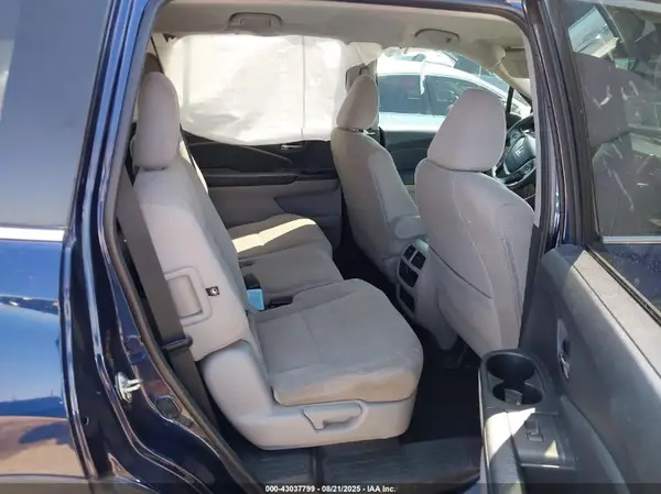 5FNYF5H18JB026019 2018 HONDA PILOT - Image 8
