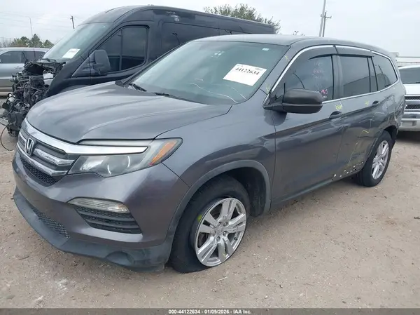 5FNYF5H19GB050581 2016 HONDA PILOT - Image 2