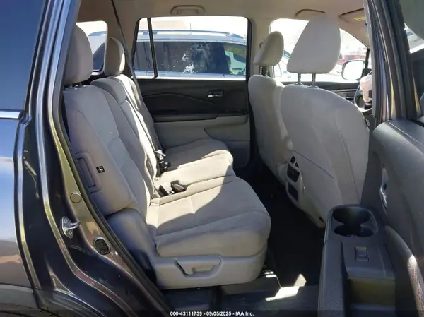 5FNYF5H19HB002094 2017 HONDA PILOT - Image 8