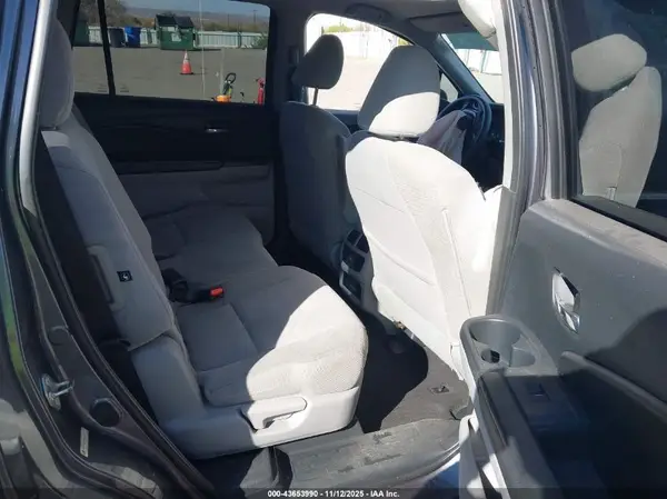 5FNYF5H1XGB038195 2016 HONDA PILOT - Image 8