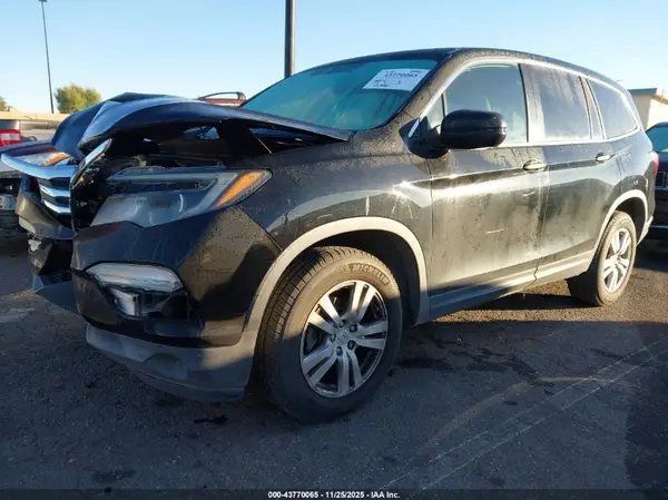 5FNYF5H1XHB003108 2017 HONDA PILOT - Image 2