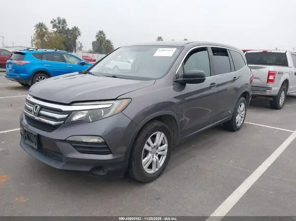 5FNYF5H1XHB031149 2017 HONDA PILOT - Image 2