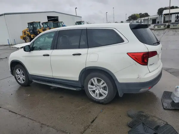 5FNYF5H1XJB031724 2018 HONDA PILOT - Image 2