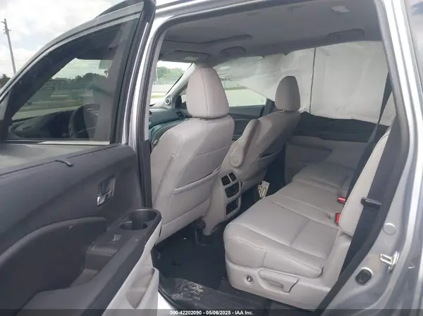 5FNYF5H22MB004756 2021 HONDA PILOT - Image 8