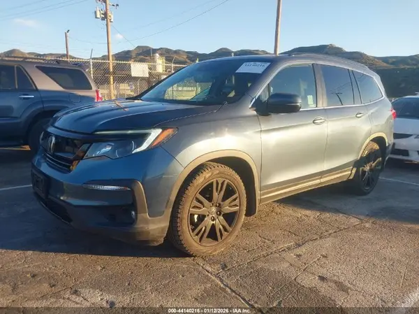 5FNYF5H22MB018561 2021 HONDA PILOT - Image 2