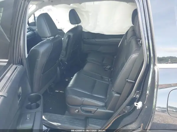 5FNYF5H23MB009819 2021 HONDA PILOT - Image 8