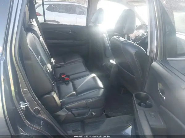 5FNYF5H23MB010596 2021 HONDA PILOT - Image 8