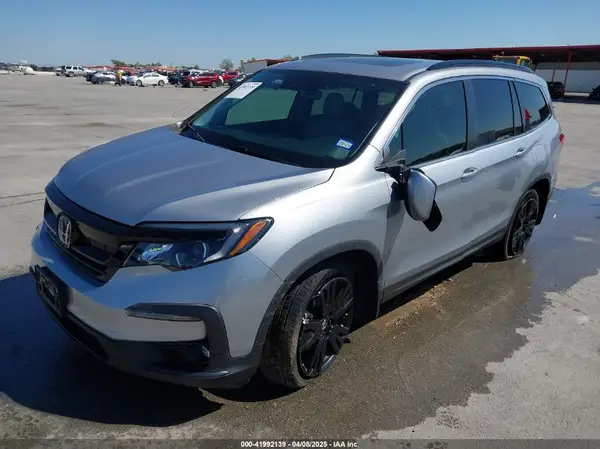 5FNYF5H23NB018960 2022 HONDA PILOT - Image 2