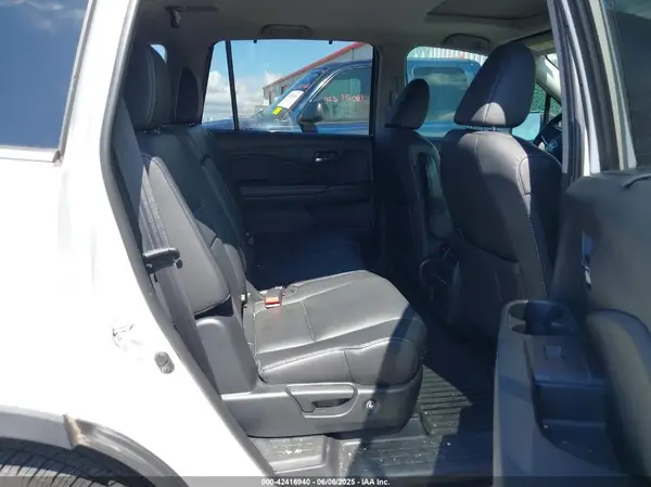 5FNYF5H25MB011930 2021 HONDA PILOT - Image 8