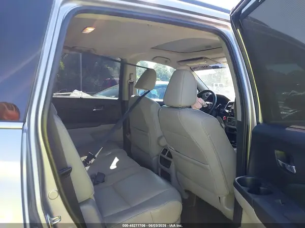 5FNYF5H26MB012374 2021 HONDA PILOT - Image 8