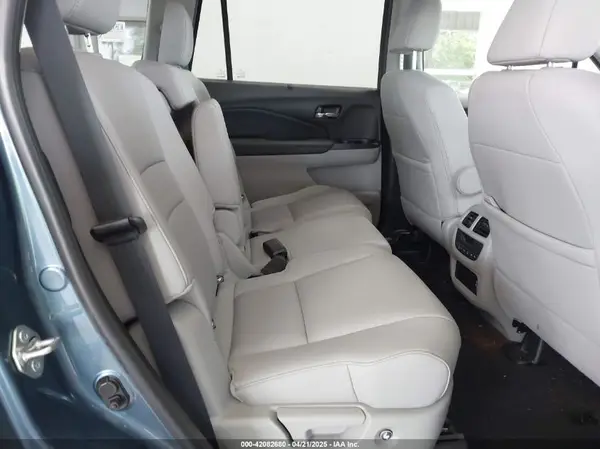 5FNYF5H27MB011413 2021 HONDA PILOT - Image 8