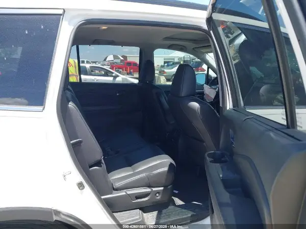 5FNYF5H28MB014353 2021 HONDA PILOT - Image 8