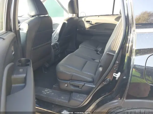 5FNYF5H28NB009025 2022 HONDA PILOT - Image 8