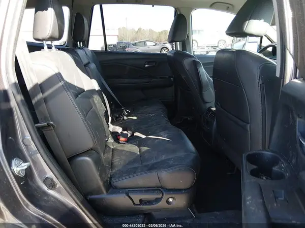 5FNYF5H2XNB010810 2022 HONDA PILOT - Image 8