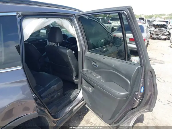5FNYF5H2XNB016011 2022 HONDA PILOT - Image 8