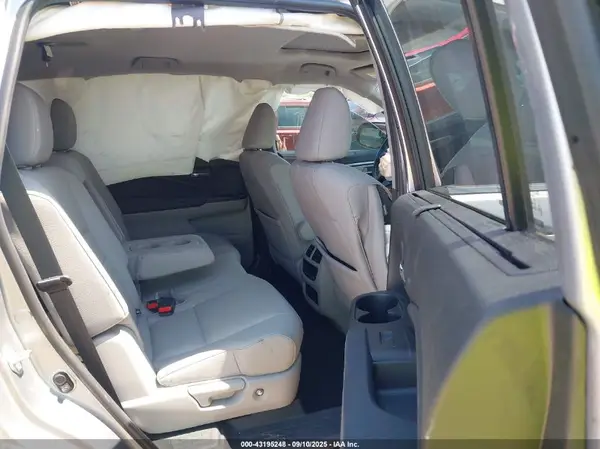 5FNYF5H2XNB034783 2022 HONDA PILOT - Image 8