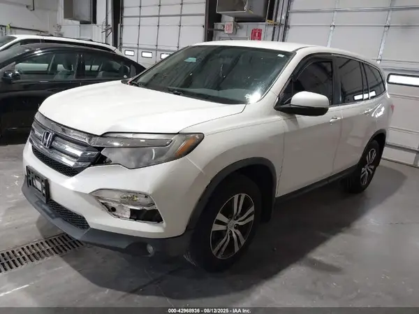 5FNYF5H30GB033556 2016 HONDA PILOT - Image 2