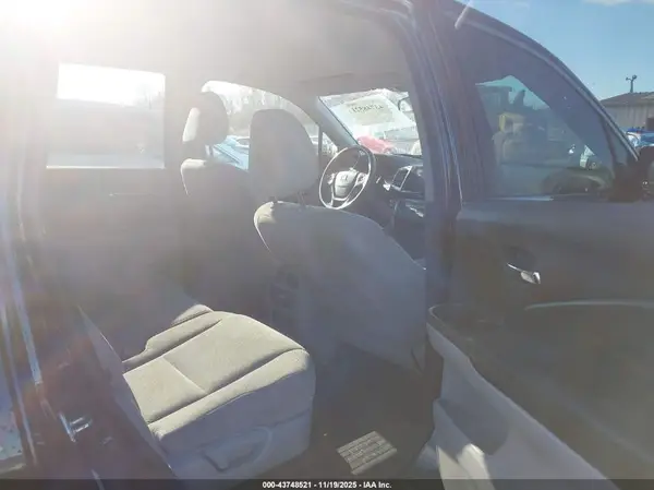 5FNYF5H30GB040250 2016 HONDA PILOT - Image 8