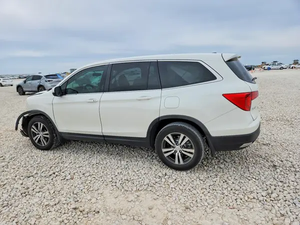 5FNYF5H30JB007000 2018 HONDA PILOT - Image 2