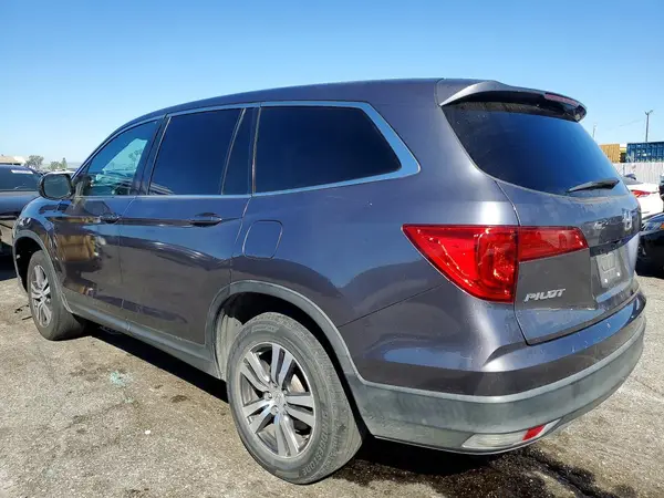 5FNYF5H30JB028607 2018 HONDA PILOT - Image 2