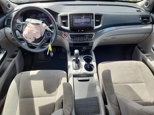 5FNYF5H30JB028607 2018 HONDA PILOT - Image 8
