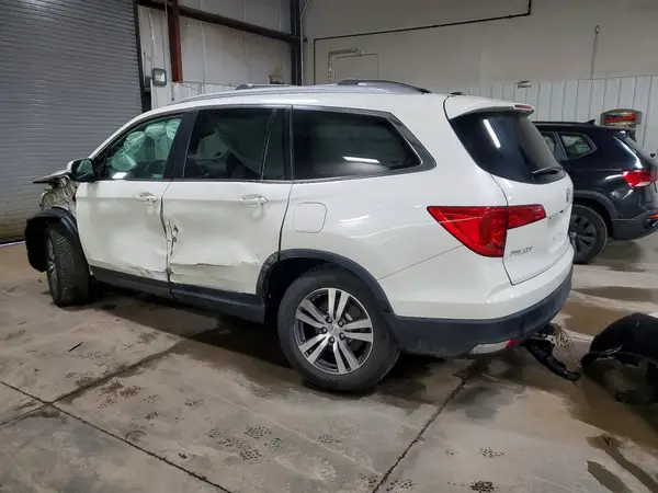 5FNYF5H30JB033497 2018 HONDA PILOT - Image 2