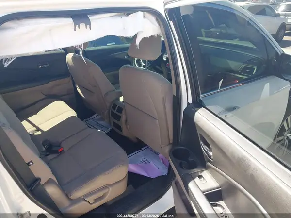 5FNYF5H31HB025838 2017 HONDA PILOT - Image 8