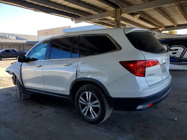 5FNYF5H31JB007426 2018 HONDA PILOT - Image 2