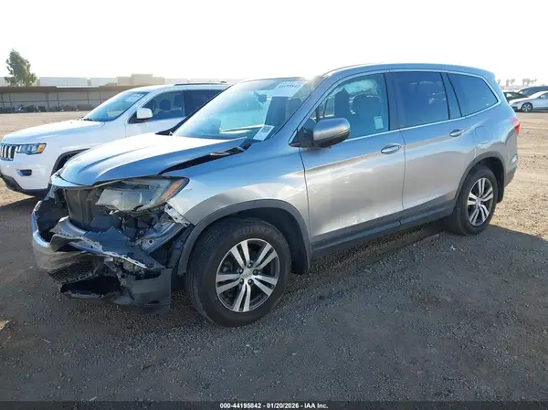 5FNYF5H31JB021407 2018 HONDA PILOT - Image 2