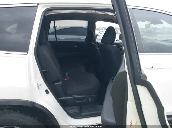 5FNYF5H31KB034563 2019 HONDA PILOT - Image 8