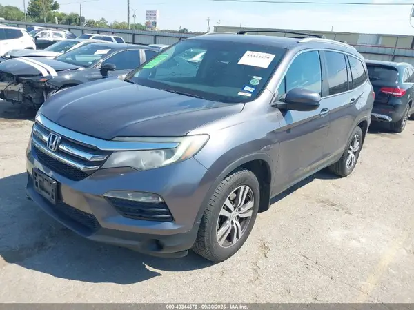 5FNYF5H32HB041210 2017 HONDA PILOT - Image 2