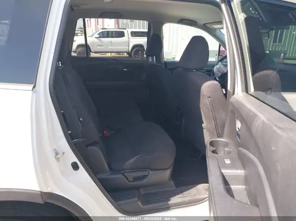5FNYF5H32JB002168 2018 HONDA PILOT - Image 8