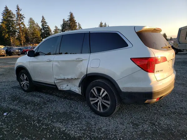 5FNYF5H32JB003756 2018 HONDA PILOT - Image 2