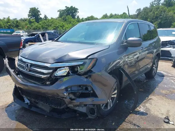 5FNYF5H32JB006978 2018 HONDA PILOT - Image 2