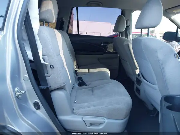 5FNYF5H32JB021545 2018 HONDA PILOT - Image 8