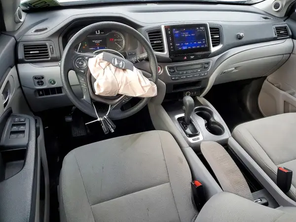 5FNYF5H32JB023585 2018 HONDA PILOT - Image 8