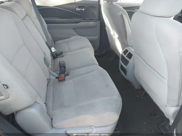 5FNYF5H33HB013402 2017 HONDA PILOT - Image 8